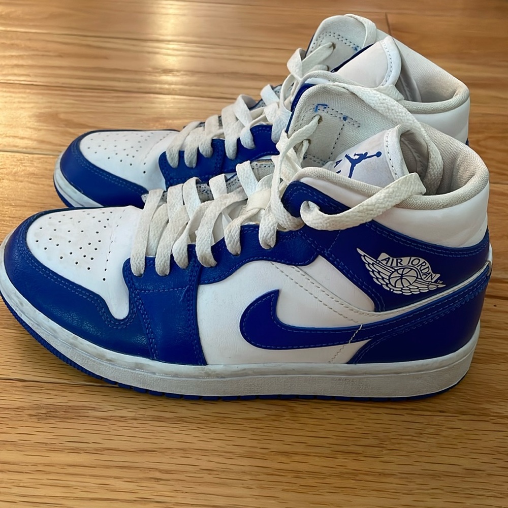 Nike Air Jordan 1 Mid White/Hyper Royal Blue